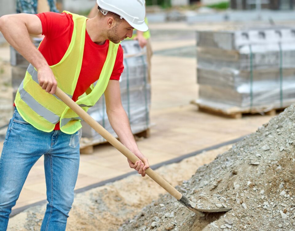 ruční výkopové práce